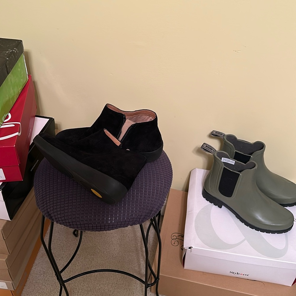 Got flop boots